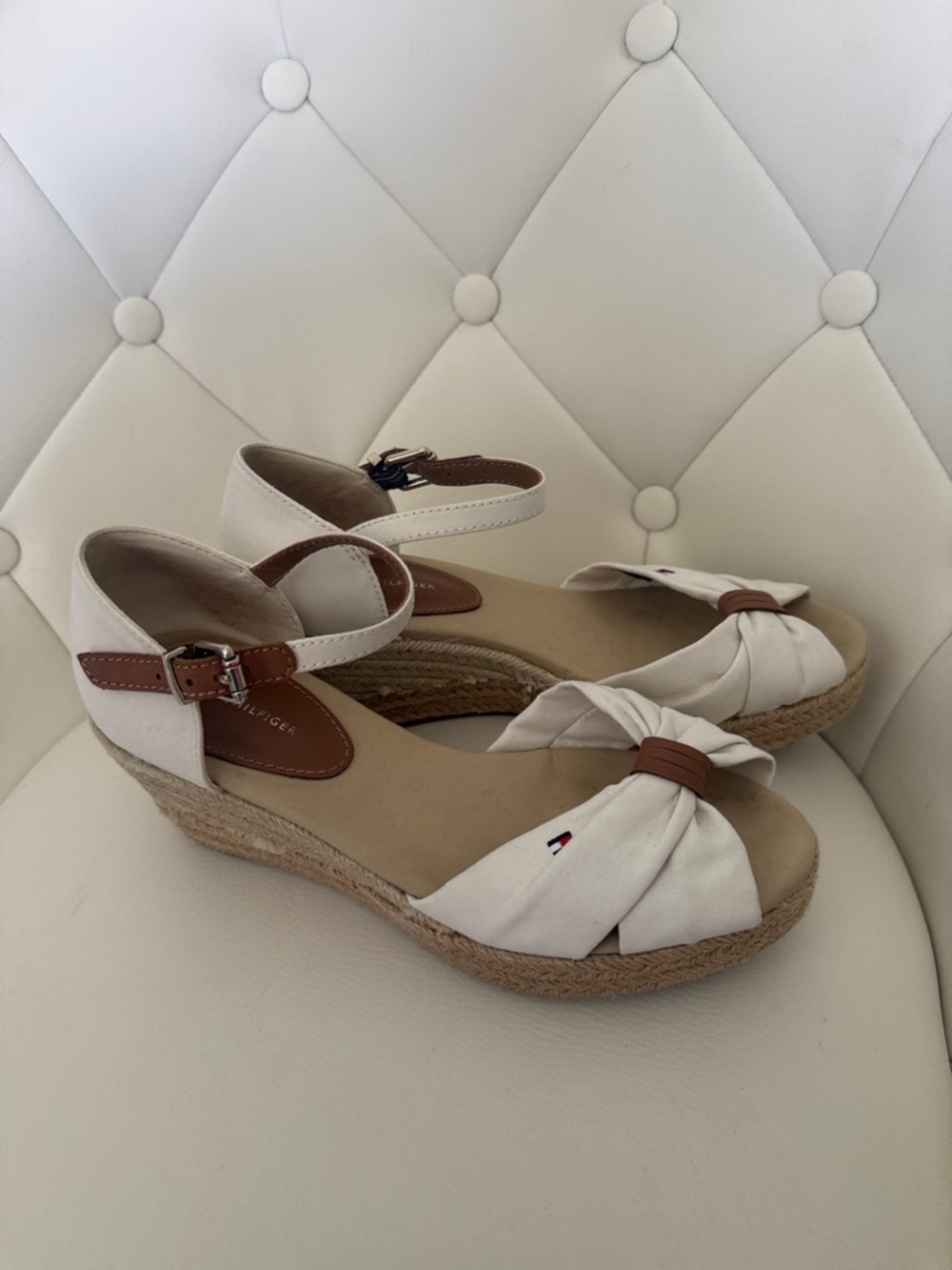 Tommy Hilfiger White Cream Wedge Espadrille Sandals with Tan Ankle Strap 6.5 - Picture 4 of 13